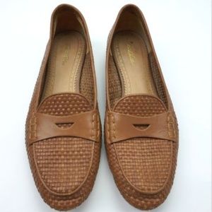 Brooks Brothers women sz 9 weaved penny loafers T4